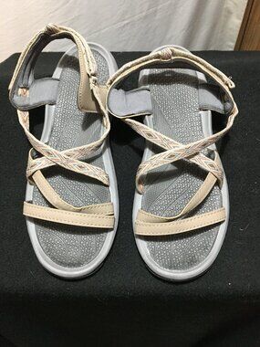 Flat Casual Strappy Sandals